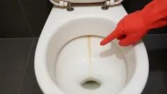 Tämä keltainen raita on kaikille tuttu, mutta kaikki eivät tiedä, miten siitä pääsee helposti eroon