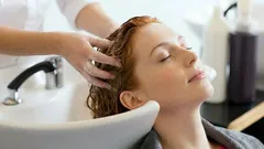 Hiusten värjäys: kannattaako värjätä puhtaat vai likaiset hiukset – ja mikä on tärkein ero?